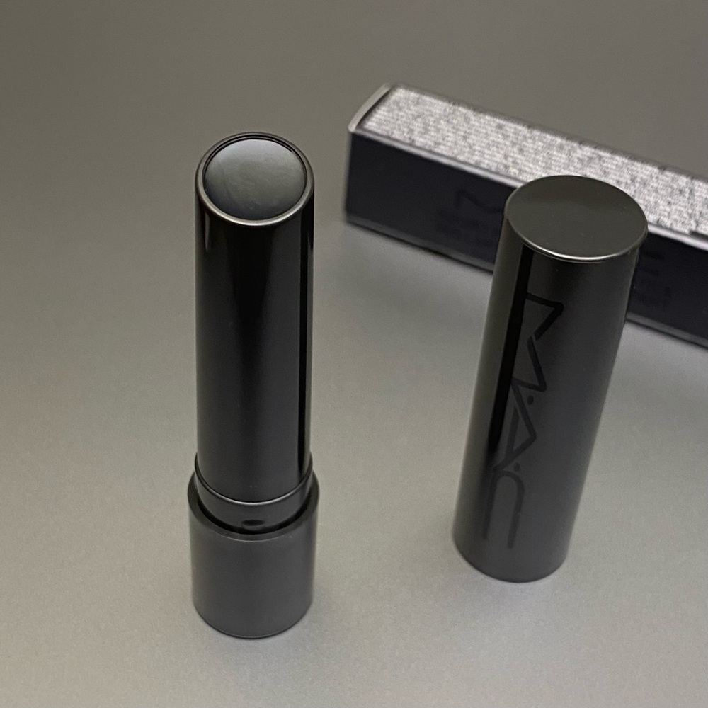 MAC Squirt Plumping Gloss Stick “Jet”